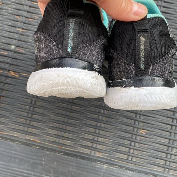 Skechers, girls running shoe, size 6.5, slip-one, - Picture 8 of 12